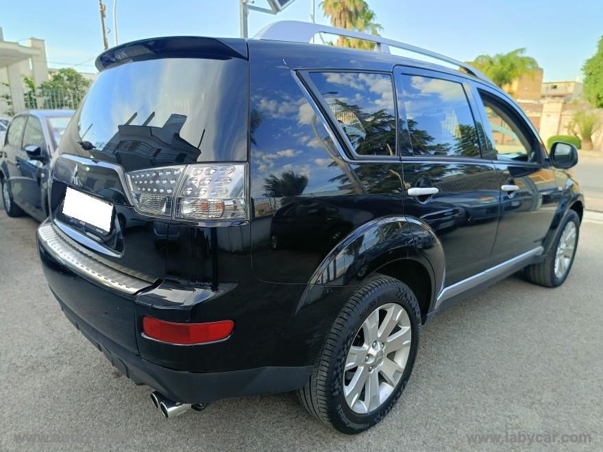 MITSUBISHI Outlander 2.0 DI-D Intense DPF