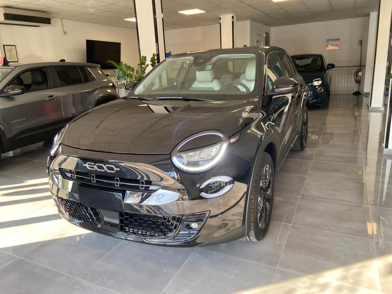 Fiat 600 Hybrid 110 CV DCT MHEV La Prima