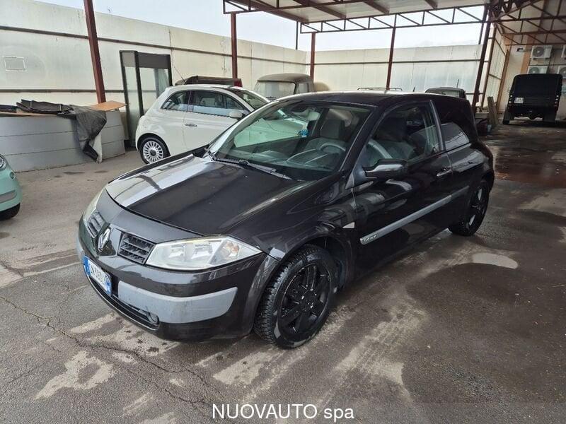 Renault Mégane Mégane 1.4 16V 3 porte Confort Dynamique