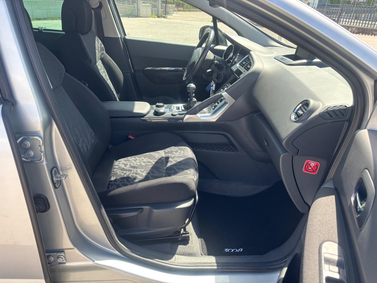 Peugeot 3008 1.6 HDi 110CV Tecno