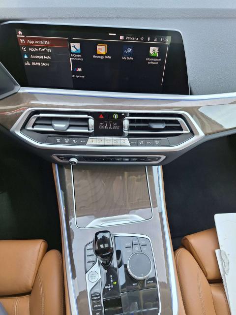 BMW X5 X5 Xdrive25d Business auto Pelle color Cognac, Parking Assistant Plus, Cerchi da 21, Tetto panoramico apribile