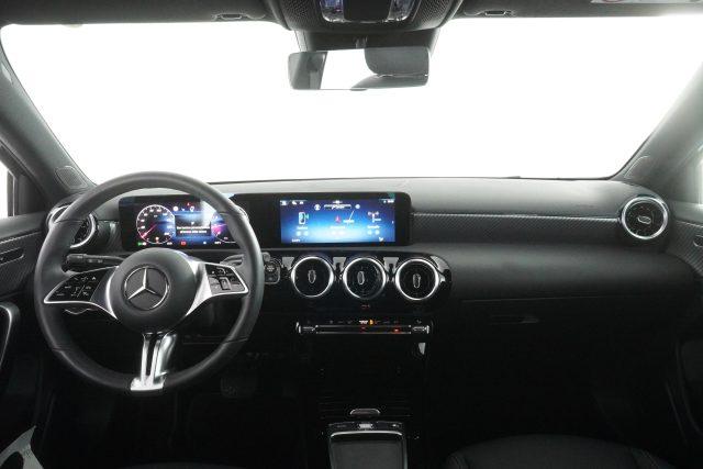 MERCEDES-BENZ A 180 A 180 Automatic Progressive Advanced