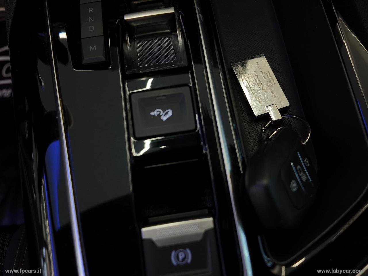 PEUGEOT 3008 BlueHDi 130 S&S EAT8 GT