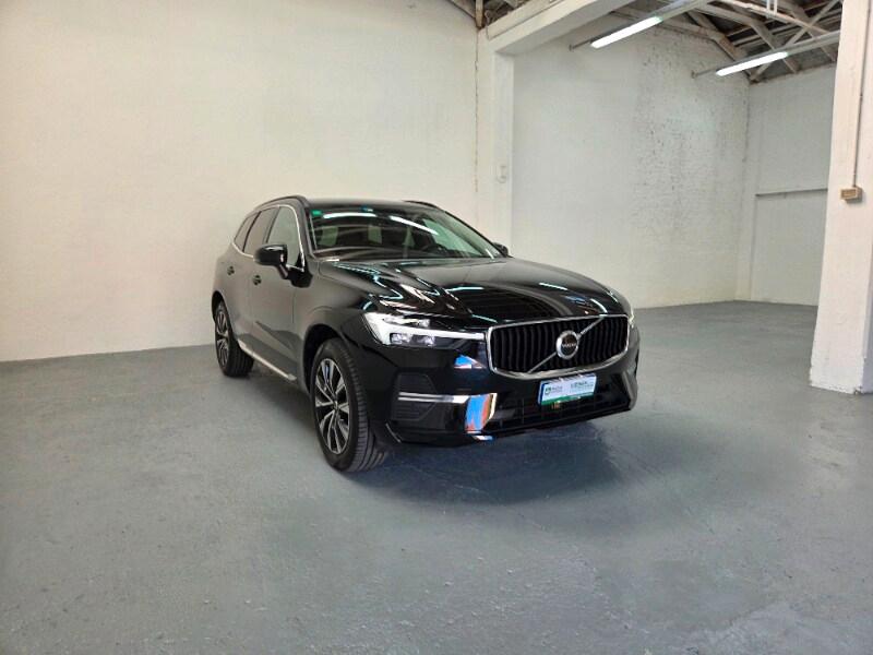 VOLVO XC60 (2017-->) XC60 B4 automatico Essential