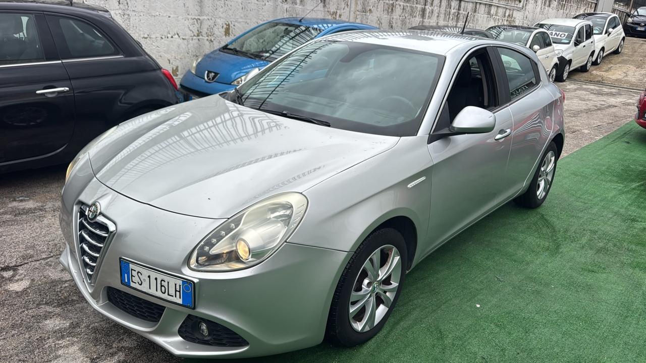 Alfa Romeo Giulietta 1.6 JTDm-2 105 CV Distinctive