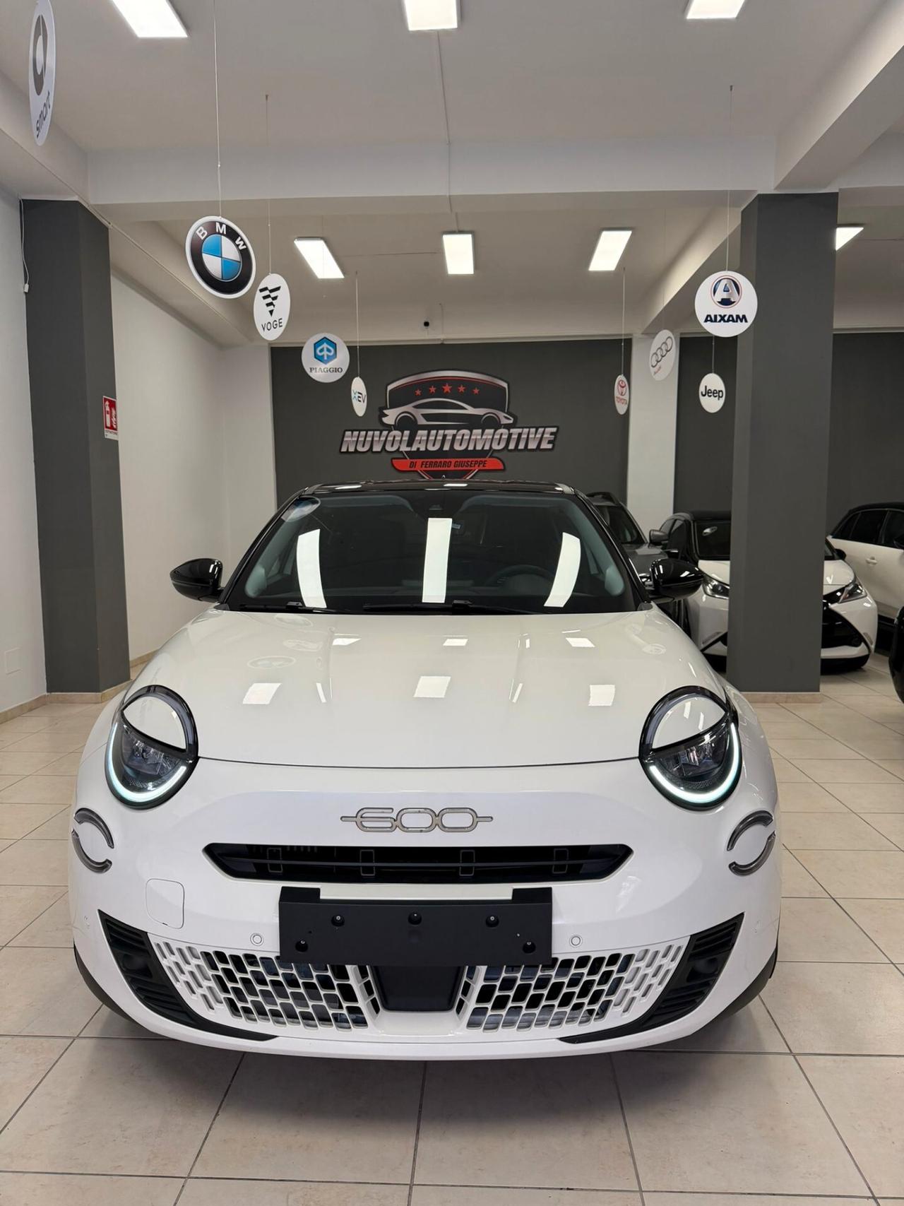 Fiat 600 Hybrid 100 CV DCT MHEV A 210 AL MESE