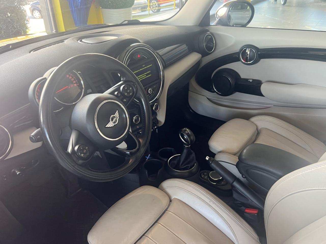 Mini 2.0 Cooper SD Boost automatico tetto full accetto permute e finanziamenti