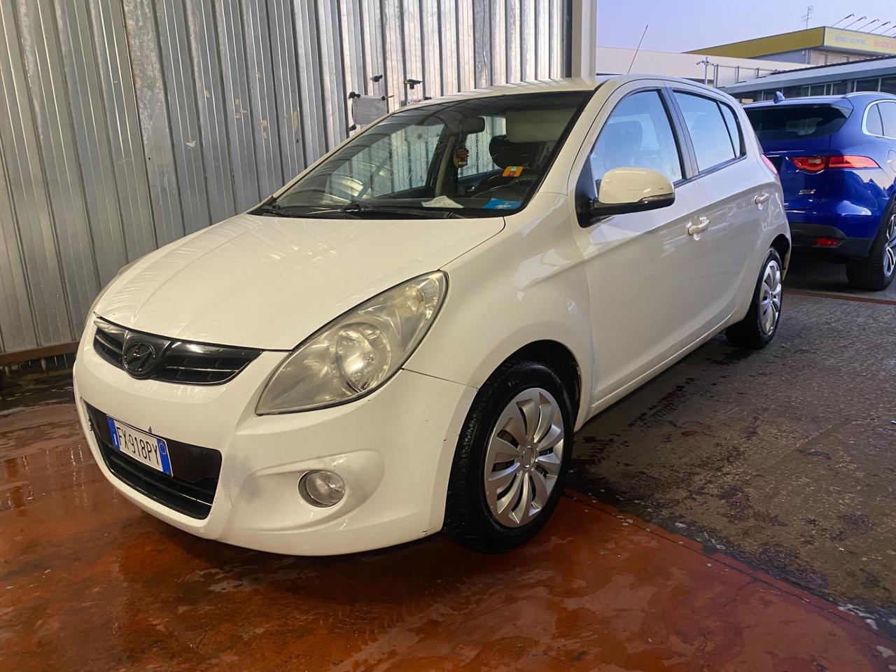 Hyundai i20 1.2 5p. Fiorucci TOP