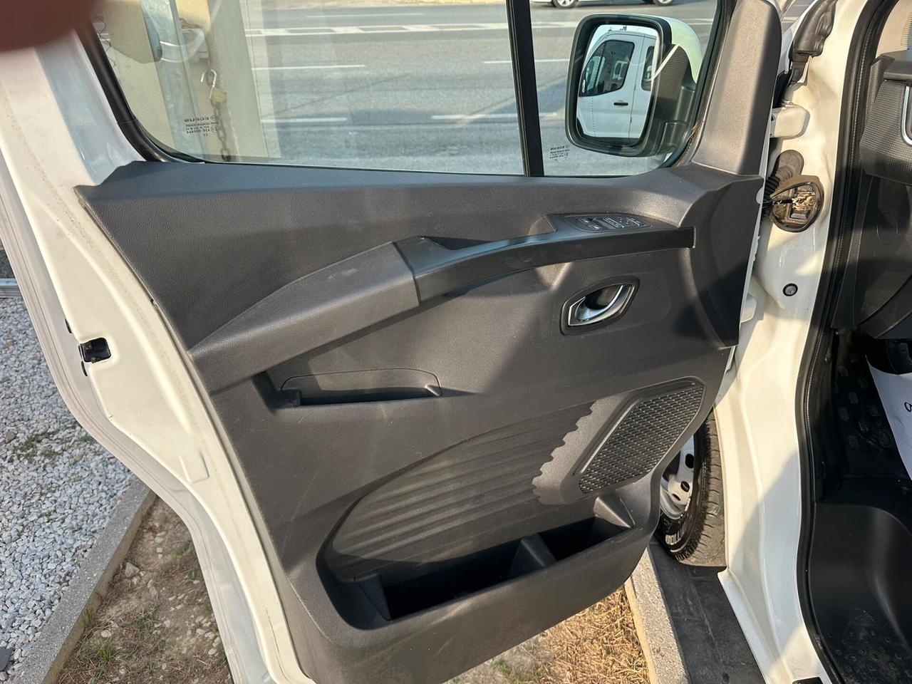 Renault Trafic T27 2.0 dCi 110CV PC-TN Furgone