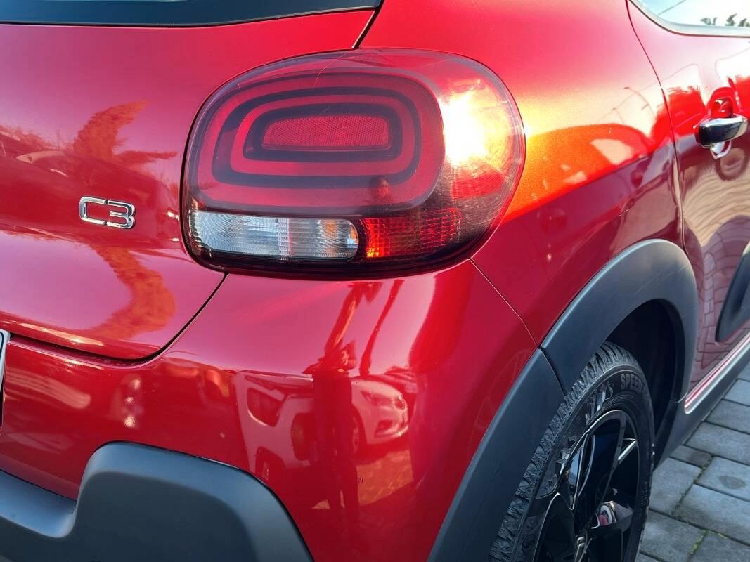 Citroen C3 1.2 puretech Shine s&s 83cv neopatentati