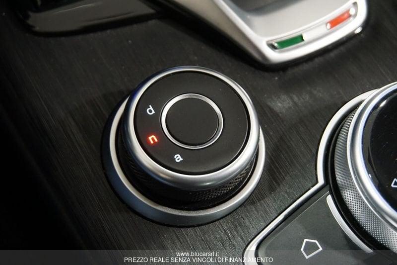 Alfa Romeo Giulia Giulia 2.2 Turbodiesel 160 CV AT8 Sprint