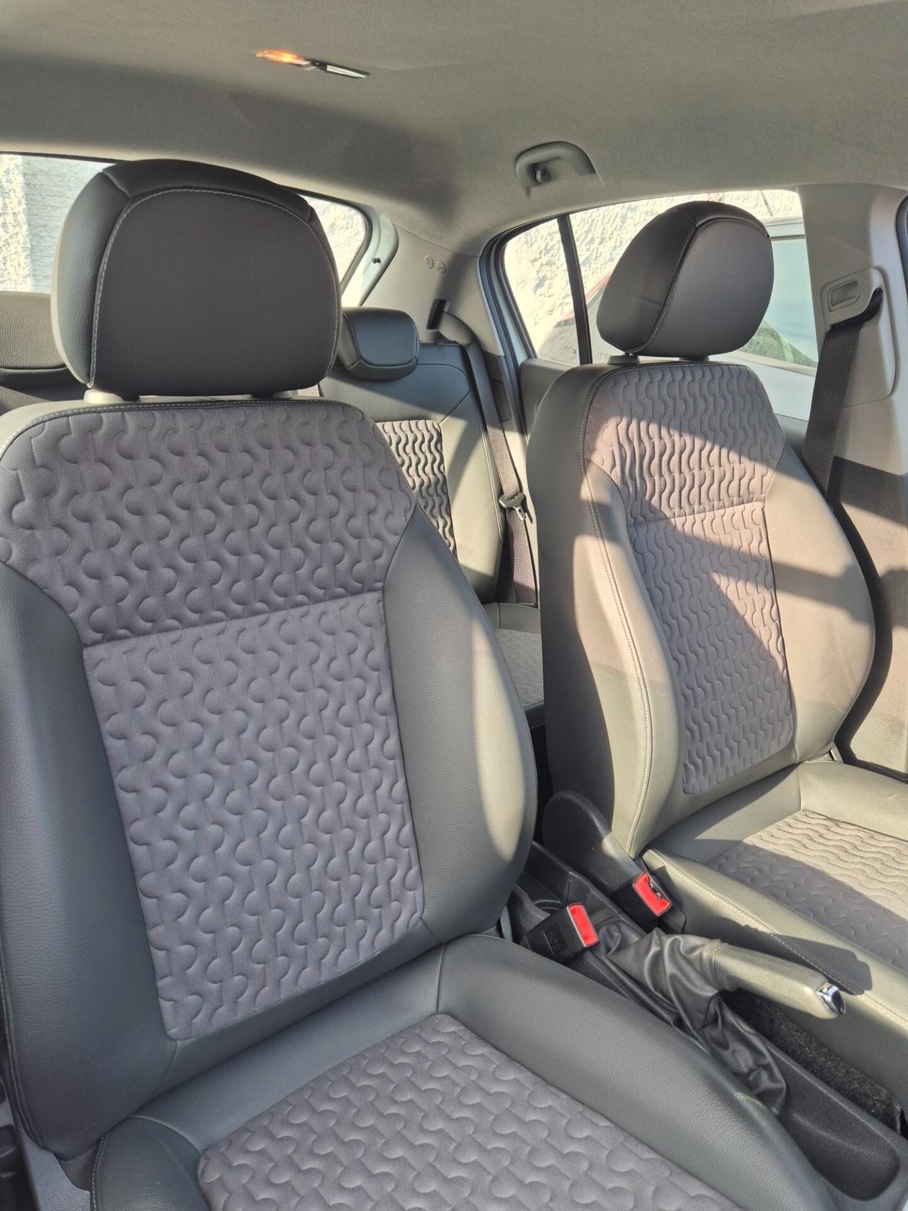 Opel Corsa 1.4 16V 5 porte Cosmo PARI NUOVO!!!!