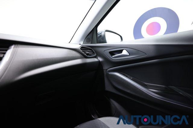 OPEL Grandland X 1.2 TURBO 12V 130CV INNOVATION FARI LED