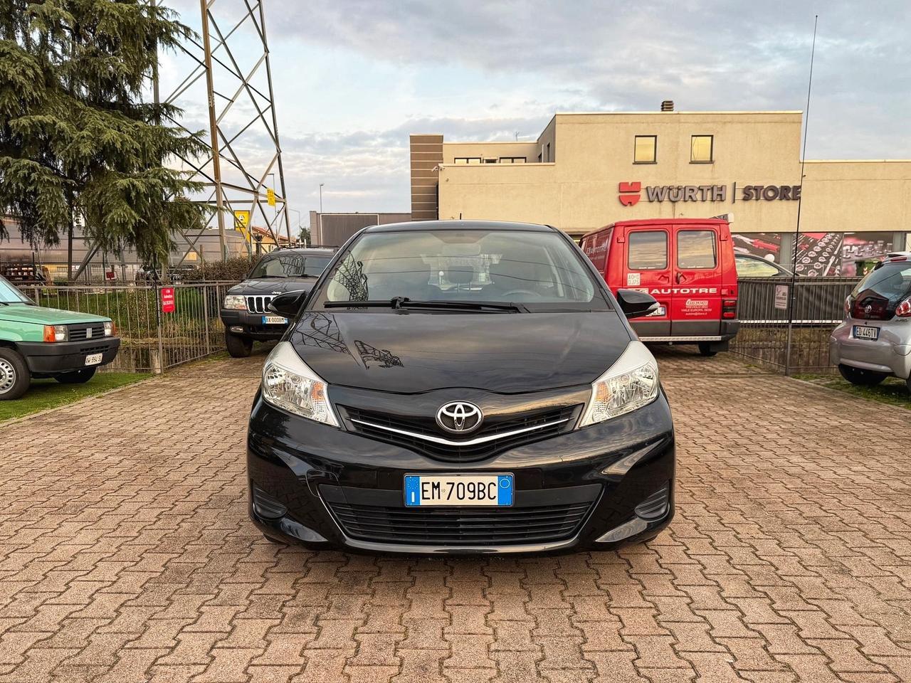 Toyota Yaris 1.0 3 porte OK NEOPATENTATI