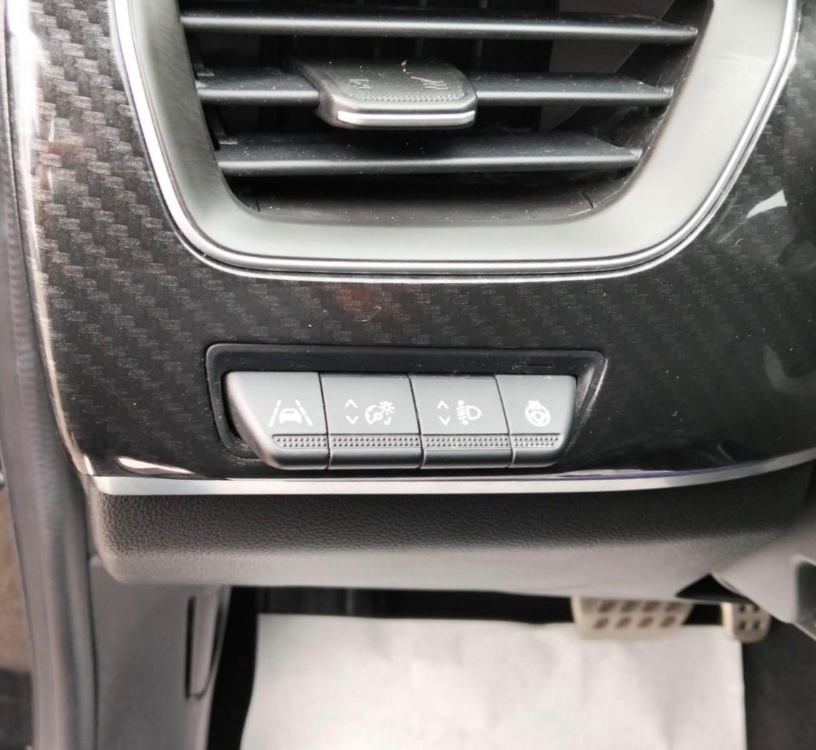 Renault Arkana Hybrid E-Tech 145CV R.S. Line*Automatic*Navi*Pelle