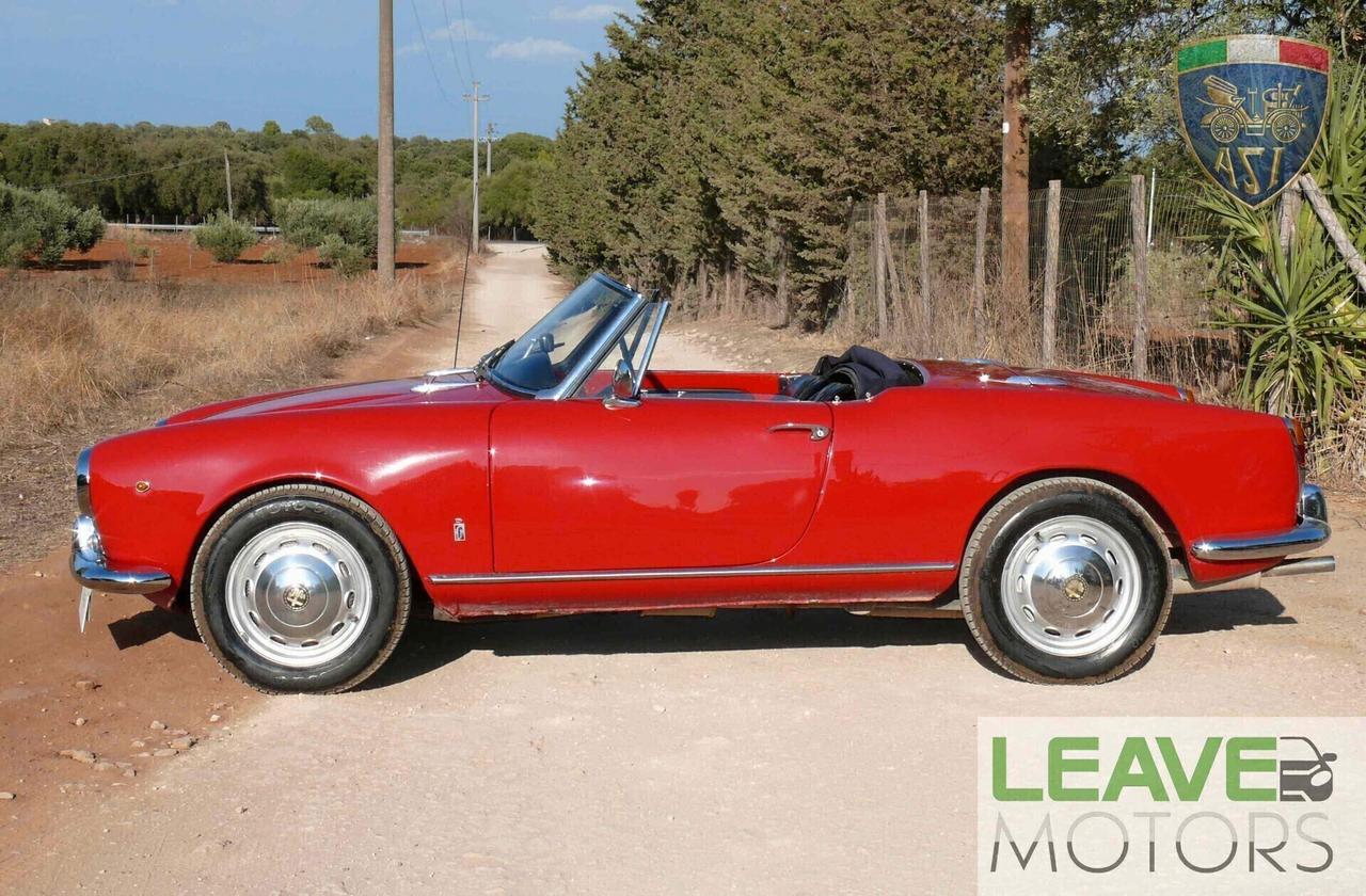 Alfa Romeo Giulia Spider Targa Oro (M1383)