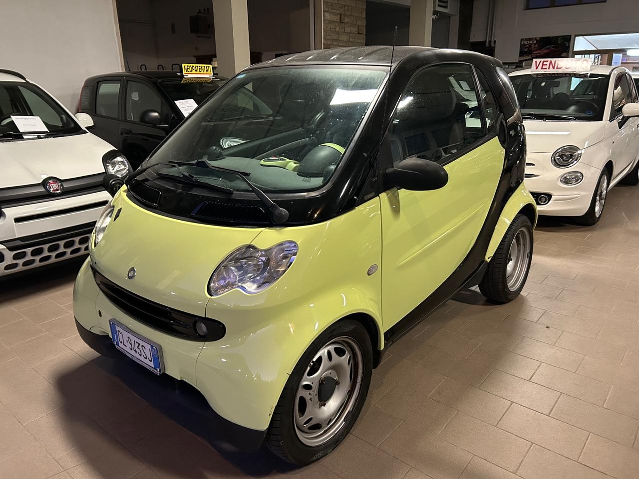 Smart ForTwo 700 coupé pure (45 kW)