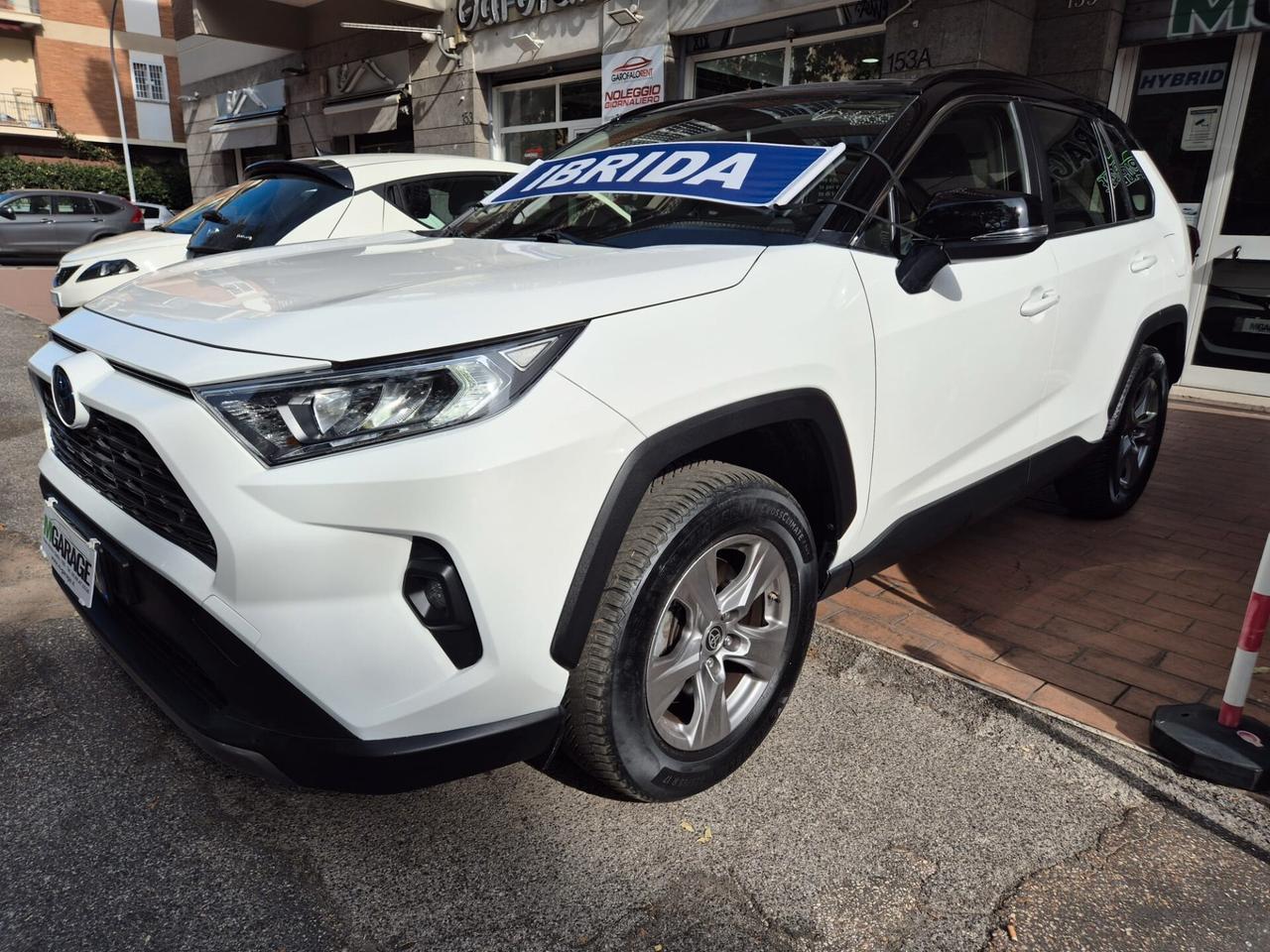 Toyota RAV4 2.5 HV E-CVT 2WD Business