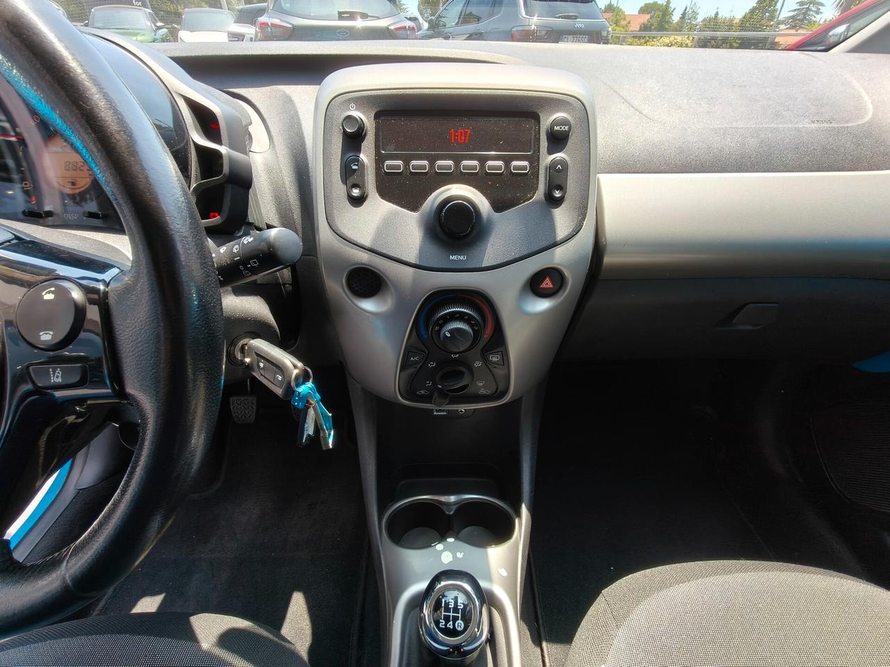 Toyota Aygo 1.0 VVT-i 69 CV 5 porte x-cool TSS
