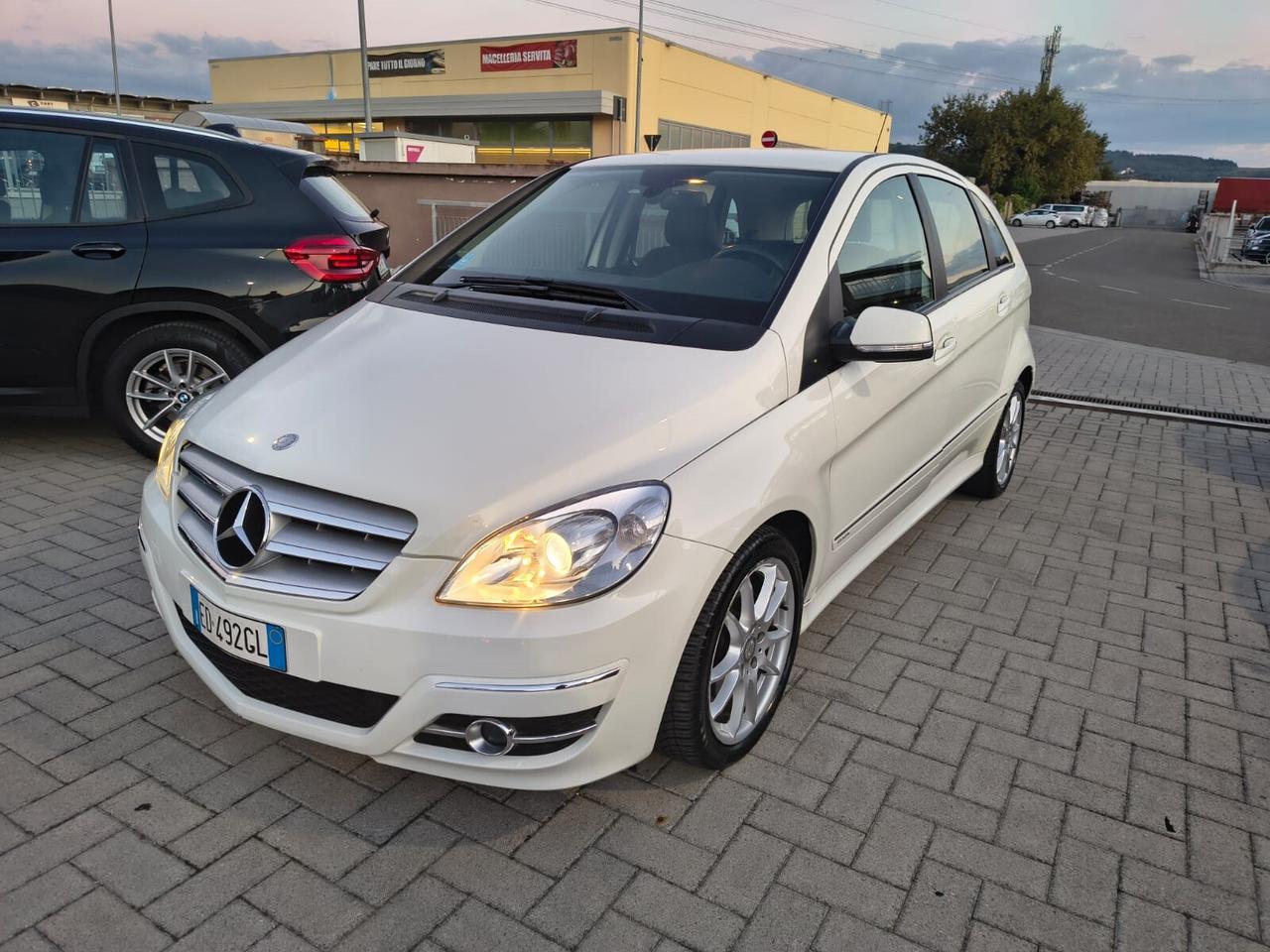 Mercedes-benz B 200 CDI 2.0 DIESEL*CAMBIO AUTOMATICO*