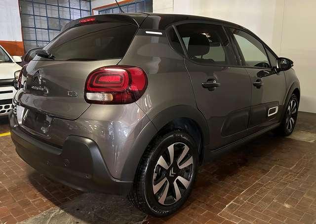 Citroen C3 1.2 bz 110cv S&S Shine a partire da 197,50 Euro