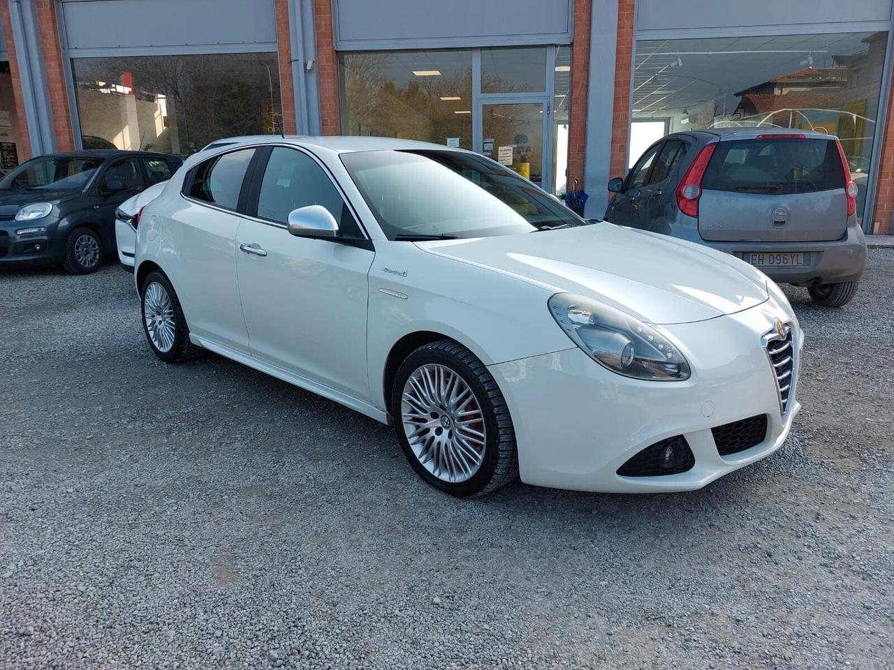 Alfa Romeo Giulietta 2.0 JTDm-2 170 CV TCT STUPENDA