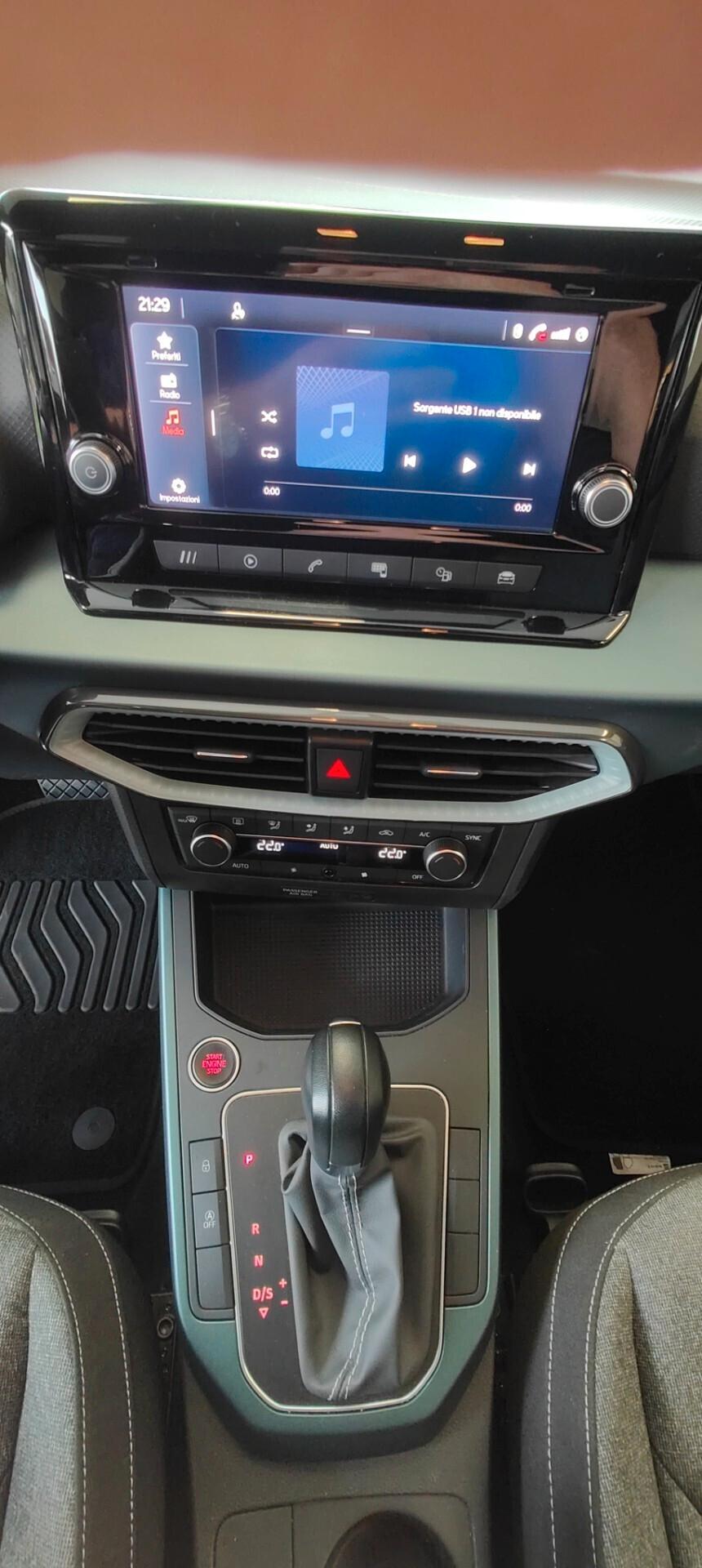 Seat Arona 1.0 EcoTSI XPERIENCE