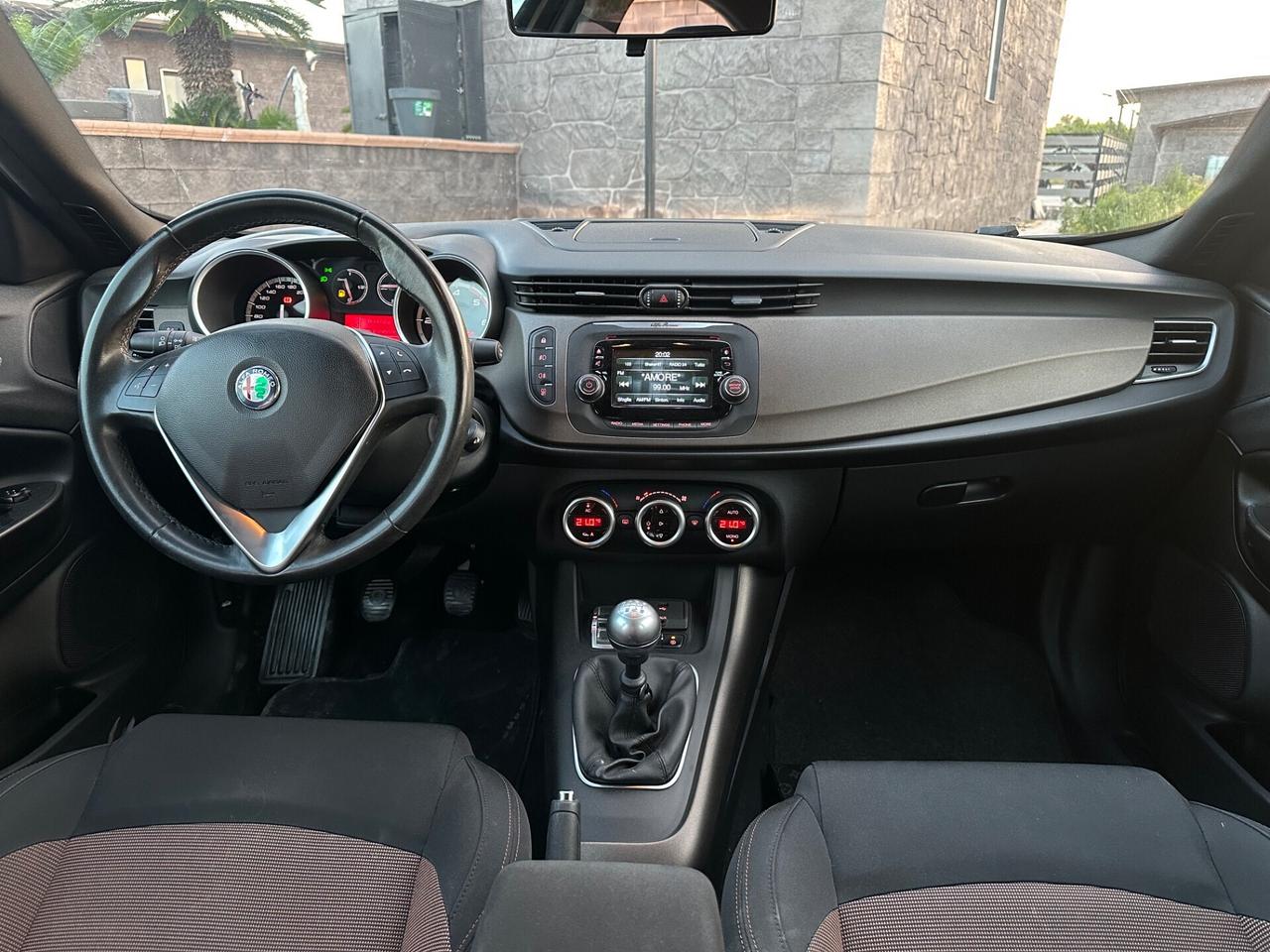 Alfa Romeo Giulietta 2.0 JTDm-2 150 CV allestimenti sportiva quadrifoglio