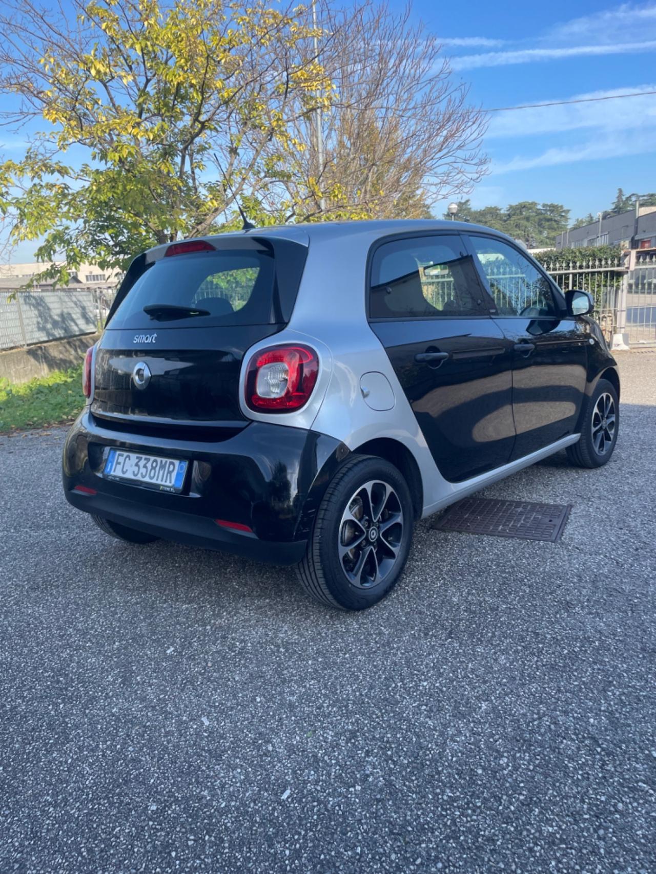 Smart ForFour 70 1.0 Passion