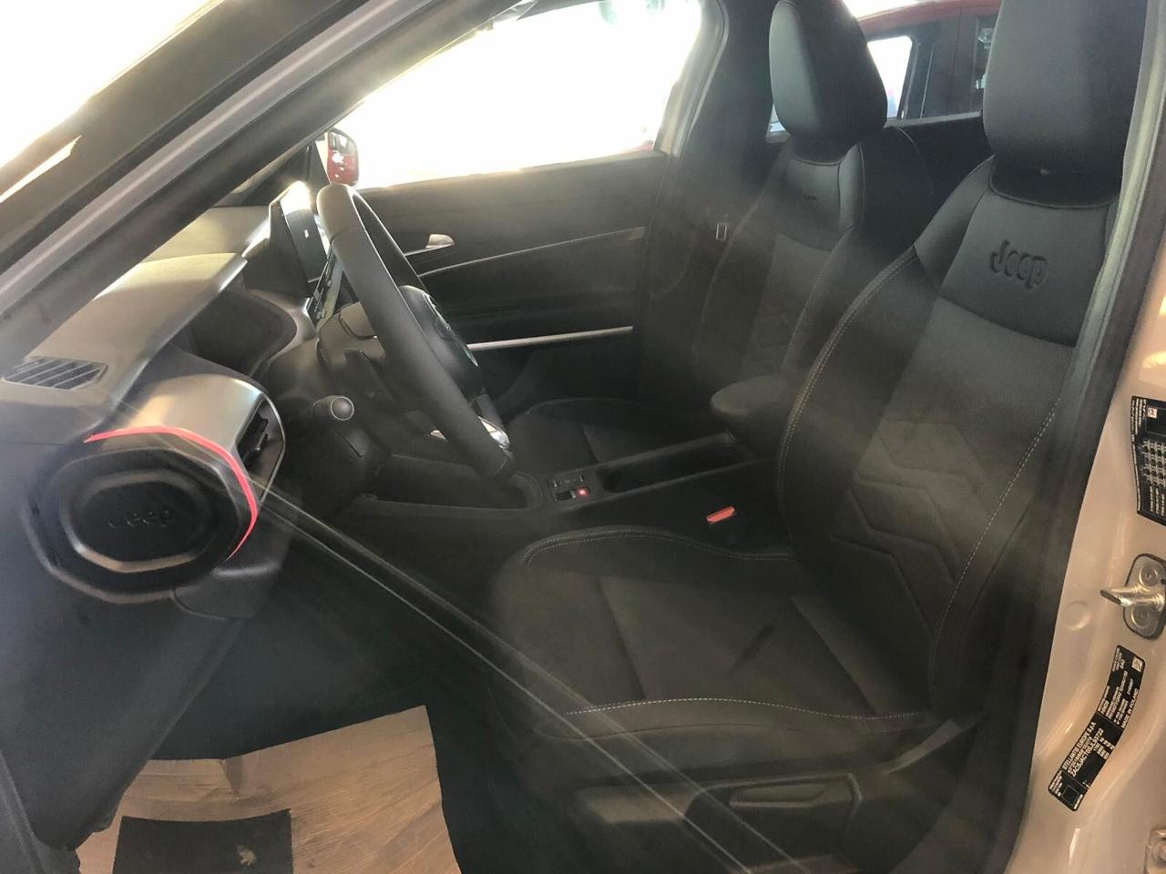 Jeep Avenger 1.2 Turbo 110 CV MHEV Summit