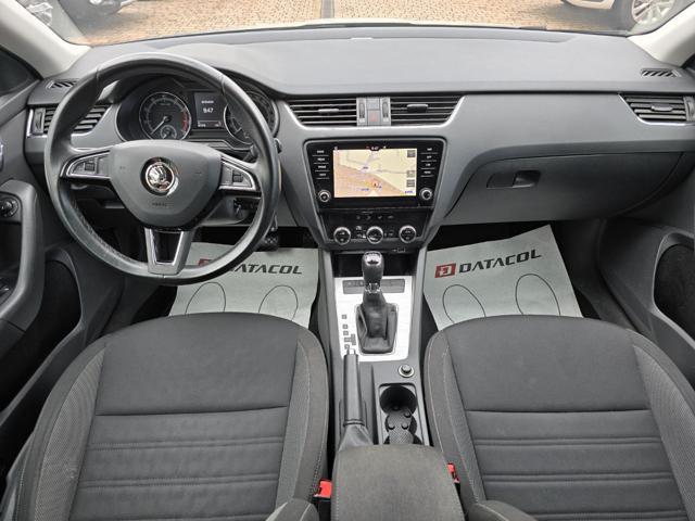 SKODA Octavia 1.5 DSG Wagon Ambition G-Tec