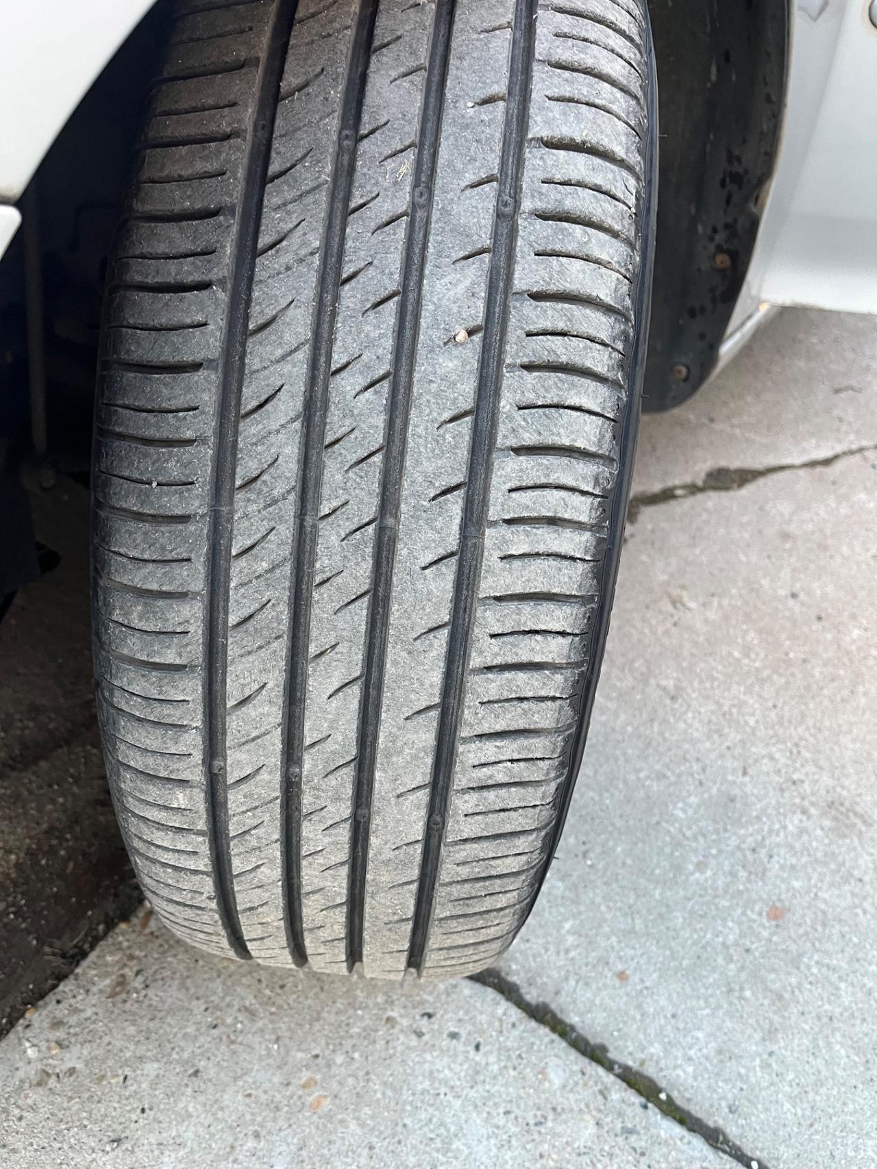 Volkswagen Golf 1.6 16V FSI 5p. Sportline