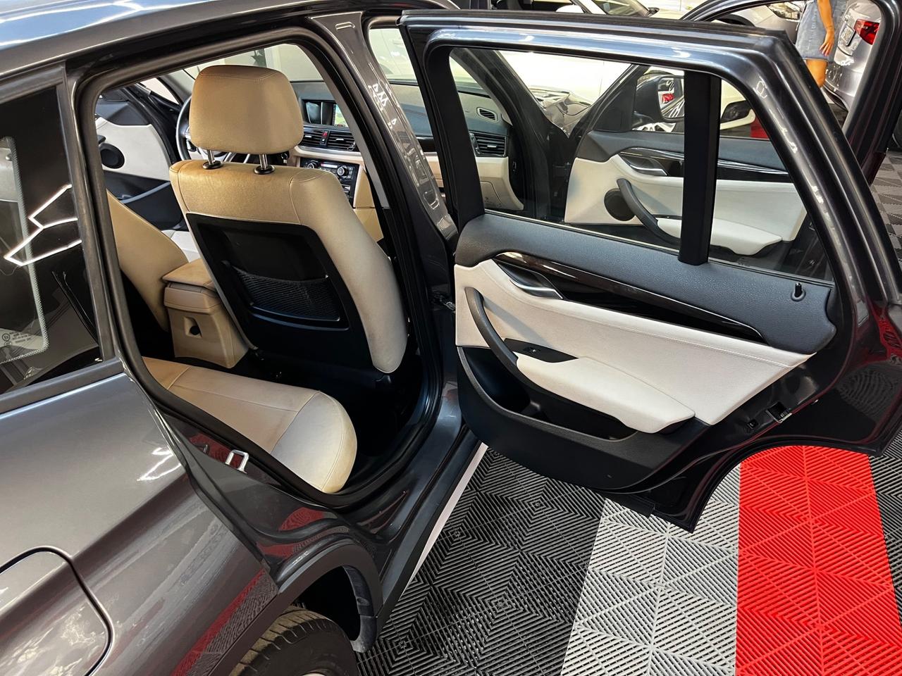 Bmw X1 sDrive16d X Line - FABIANOAUTO