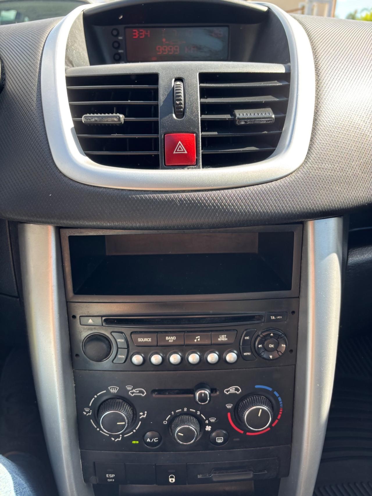 PEUGEOT 207 1.4 8V 75CV GPL SCAD 2031