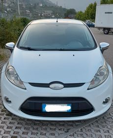Ford Fiesta 1.6 TDCi 90CV 5 porte DPF Titanium