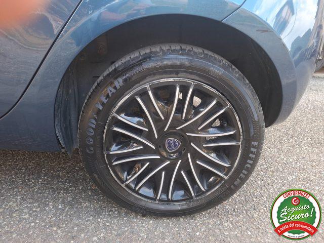 LANCIA Ypsilon 1.0 FireFly 5 porte S&S Hybrid Gold UN.PROP.