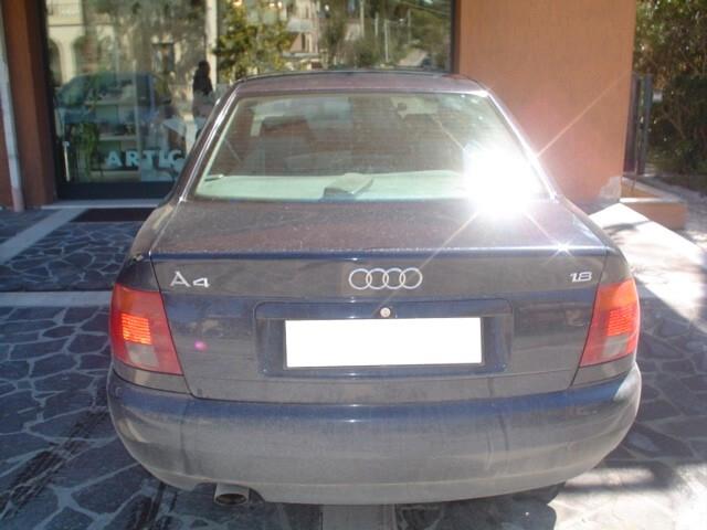 Audi A4 1.8 Clima Metano