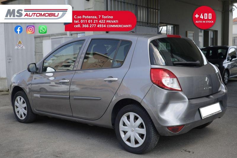 Renault Clio Renault Clio 1.2 16V 5 porte Yahoo! 55KW ANNO 2011