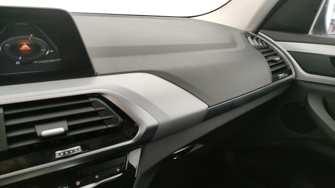 BMW X3 G01 2017 - X3 xdrive20d mhev 48V xLine auto