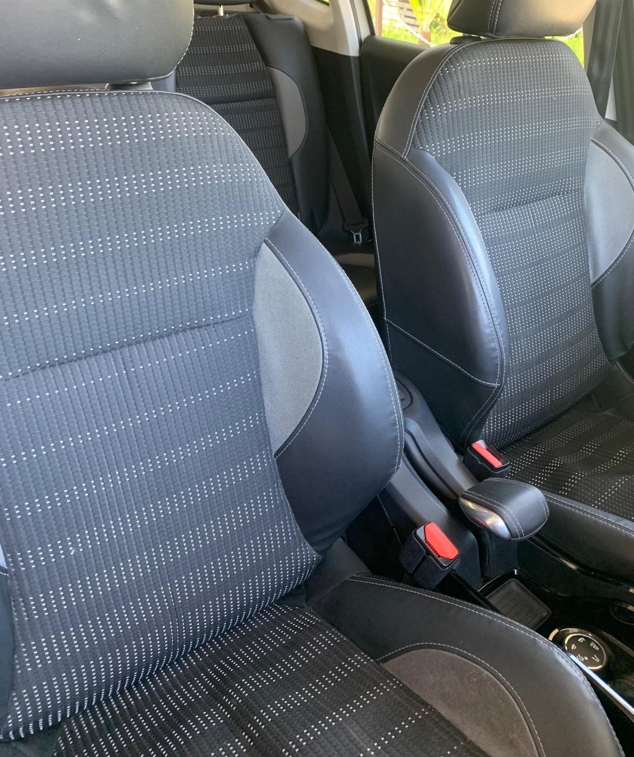 Peugeot 2008 BlueHDi 120 S&S Black Matt