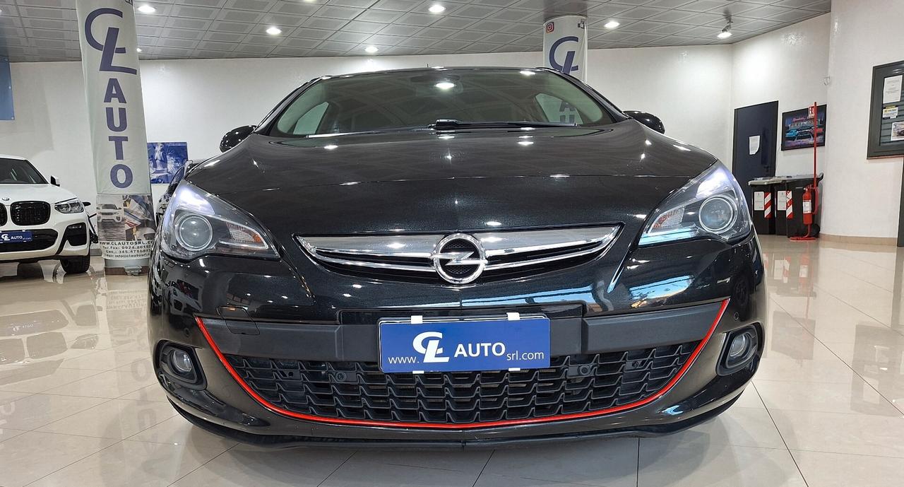 Opel Astra GTC CDTI 130CV Cosmo PERMUTO