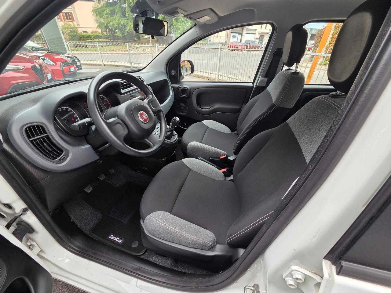 Fiat Panda 1.0 Firefly Hybrid 70cv / GOMME NUOVE!