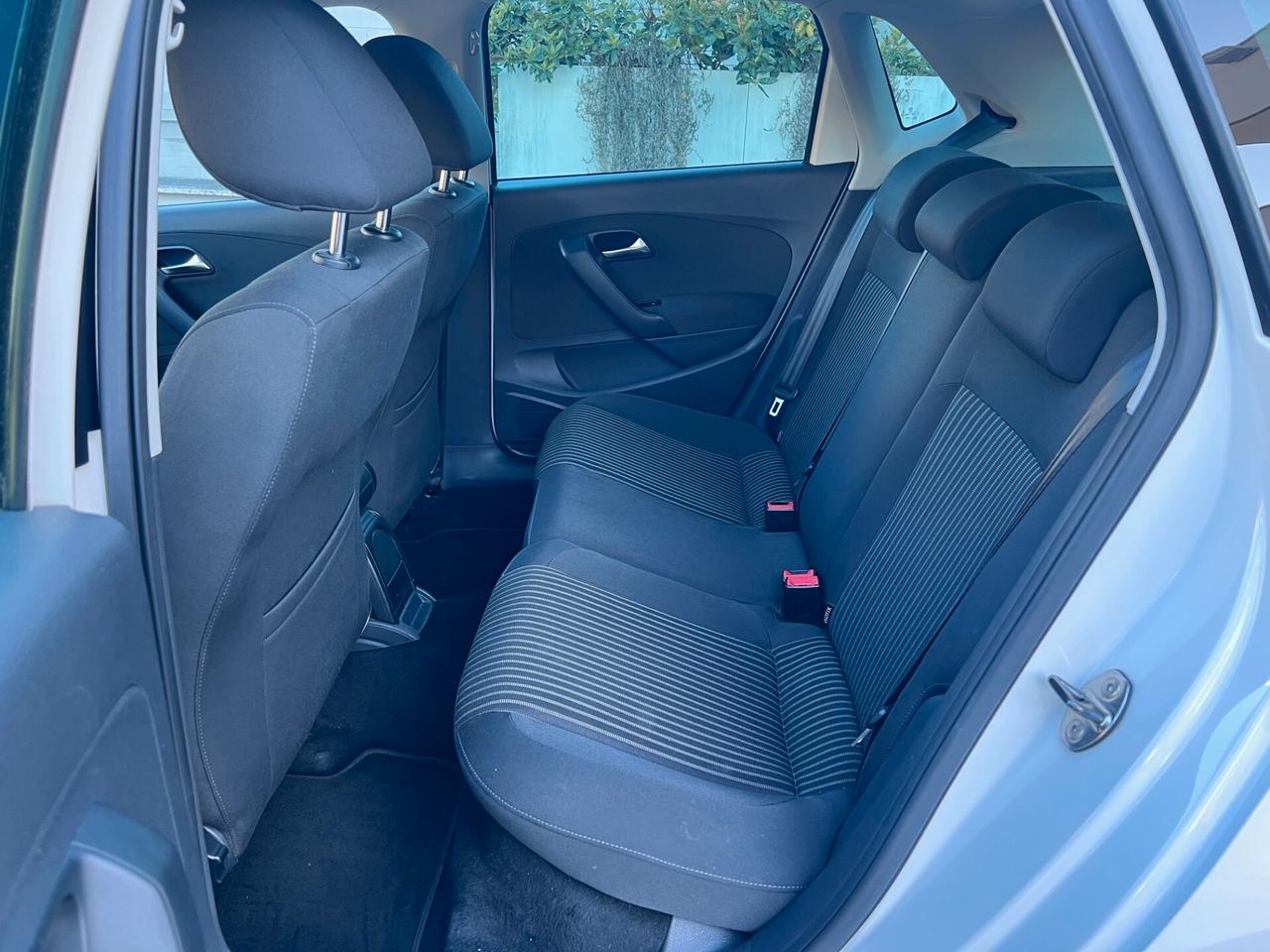 Volkswagen Polo 5pt 1.6 tdi Comfortline 90cv dsg PDC/CLIMA PERF.