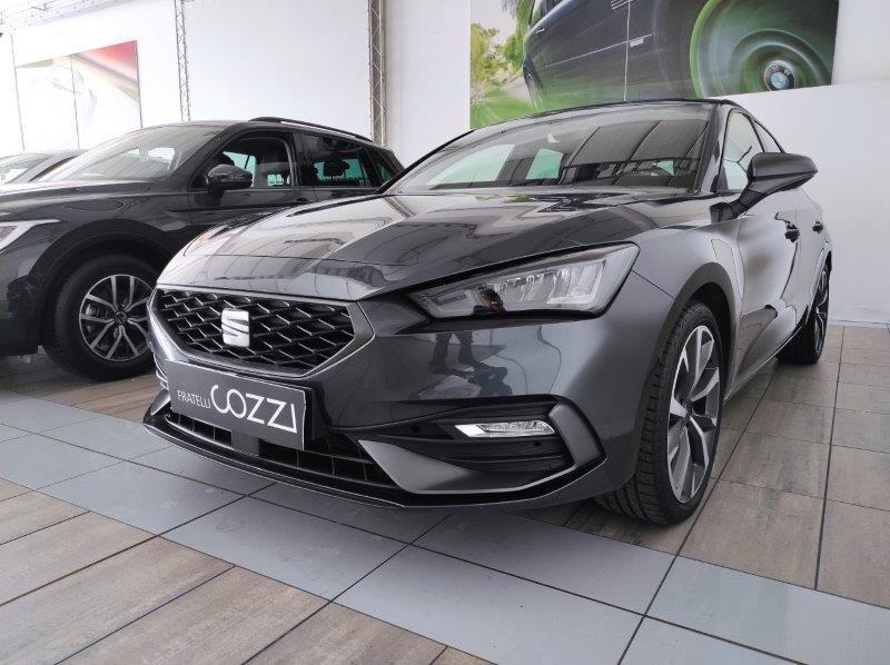 SEAT Leon 4ª serie - Leon 1.5 eTSI 150 CV DSG FR