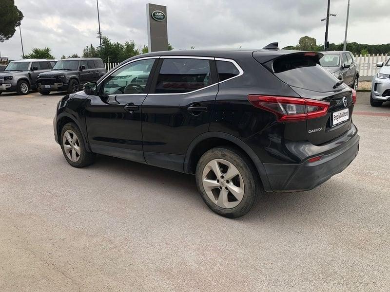 Nissan Qashqai II 2017 1.6 dci N-Connecta 130 cv autocarro