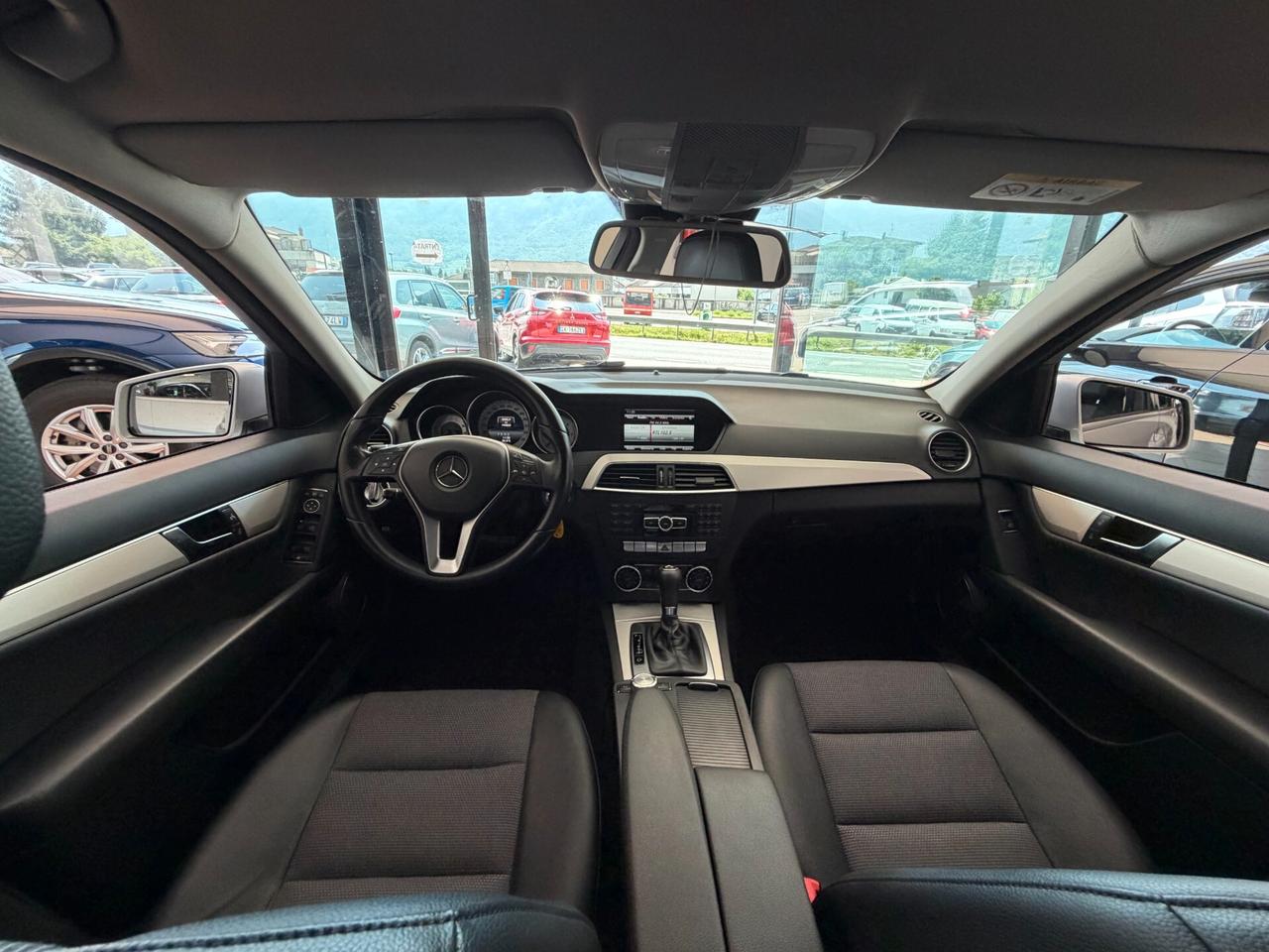 Mercedes-Benz C 220 NB. descrizione