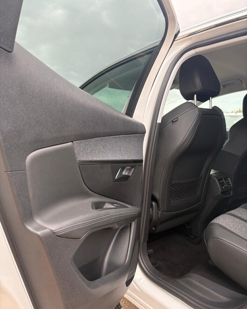 Peugeot 3008 BlueHDi 130 S&S Allure