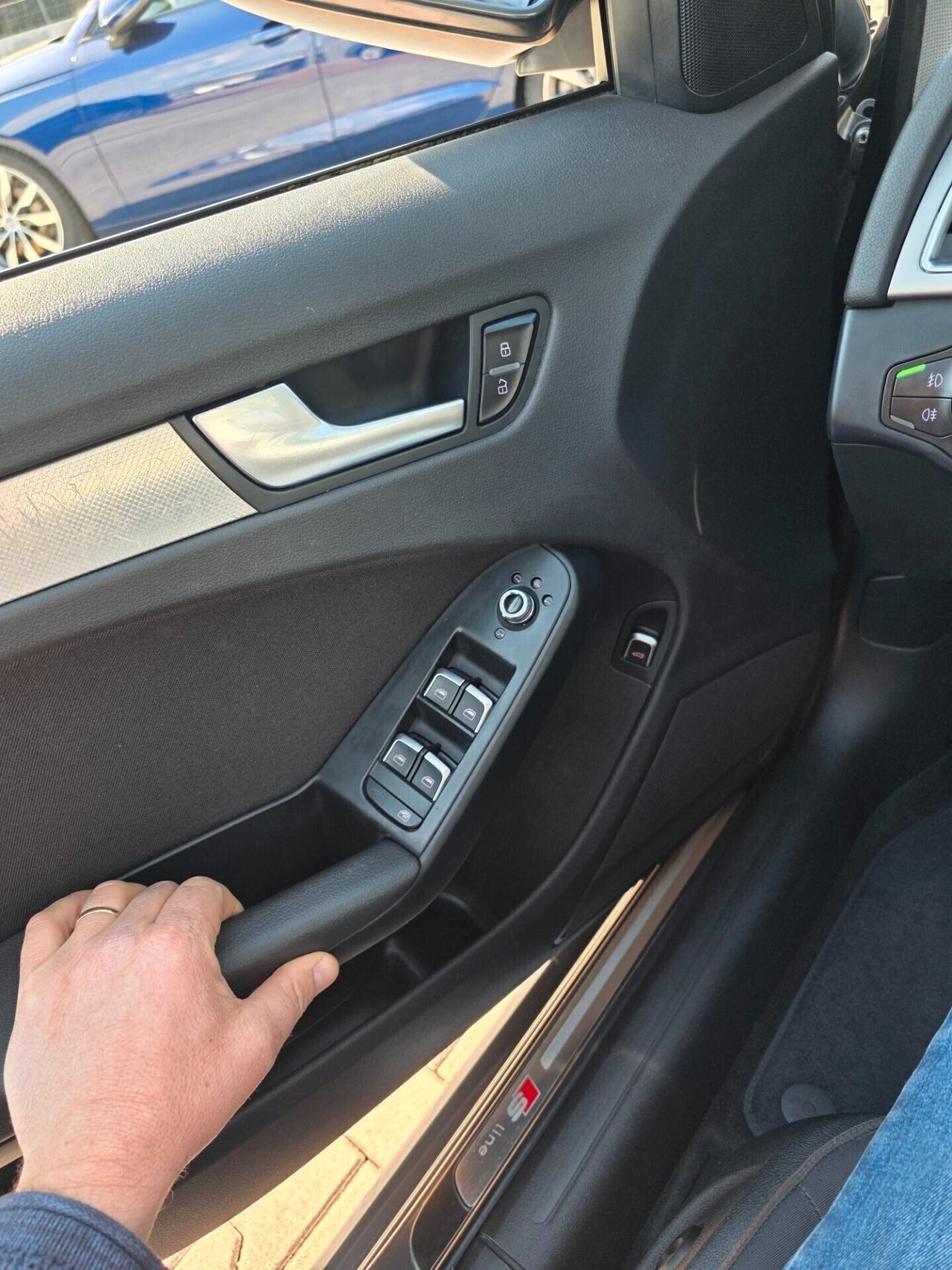 Audi A4 2.0 TDI 177 CV 4x4 full sport