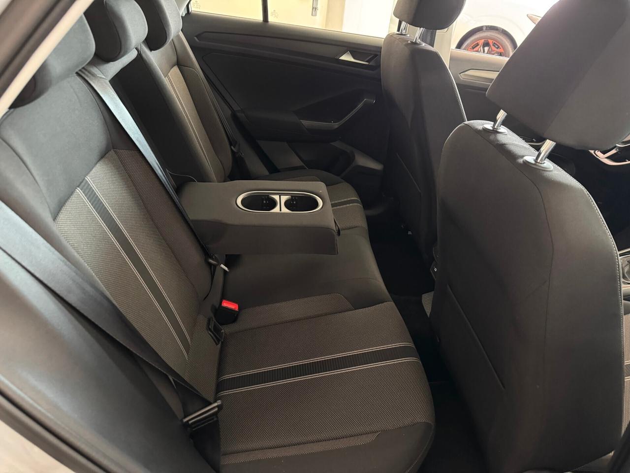 VOLKSWAGEN T-ROC 2.0cc TDI 150CV 4X4 *IVA*