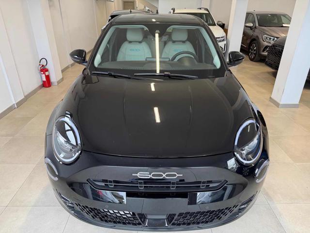 FIAT 600 Hybrid 100 CV DCT MHEV La Prima